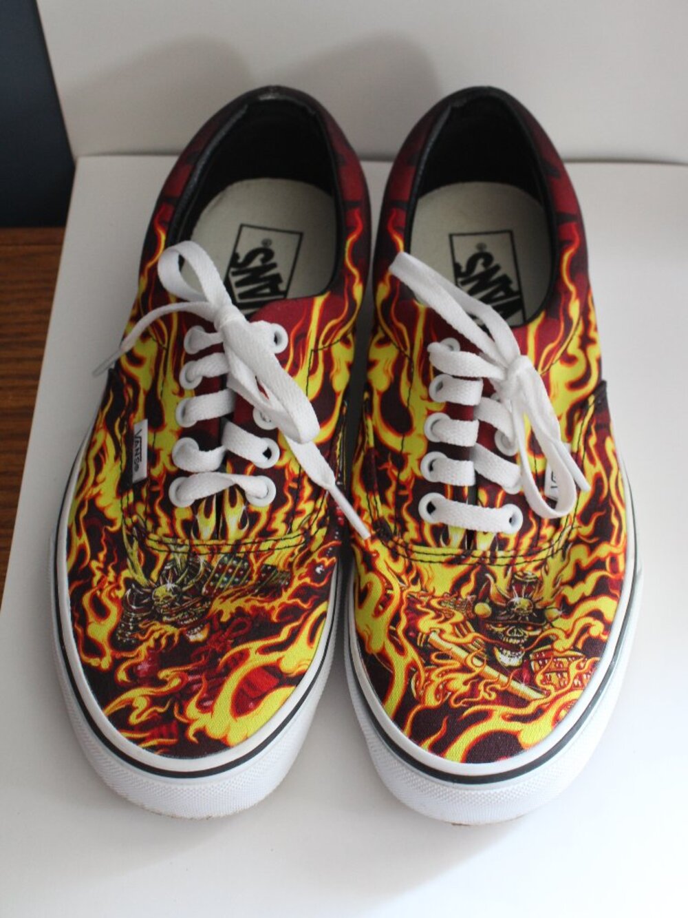 Vans Size 7.5 Mens  Classic Sneakers Samurai Rising